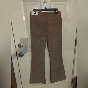 American Eagle flares